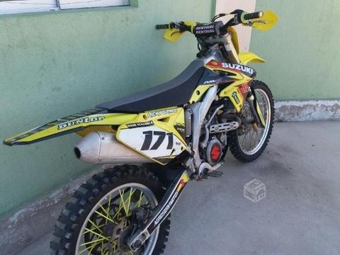 Suzuki rmz 2015