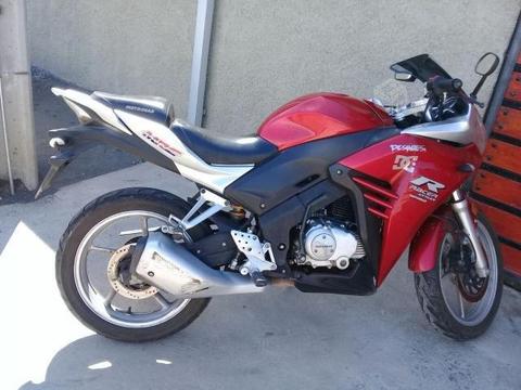 Motorrad Racer 250R