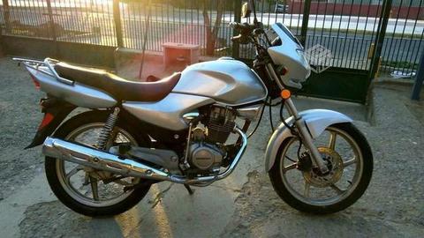 Moto Honda storm 125 2011