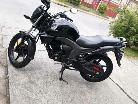 Honda cb 150 invicta 2016