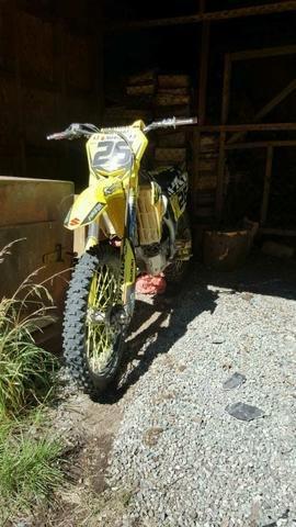 Suzuki rmz 250