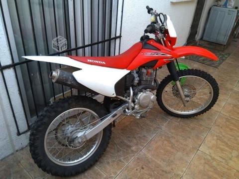 Honda CRF 230 F 2011 impecable