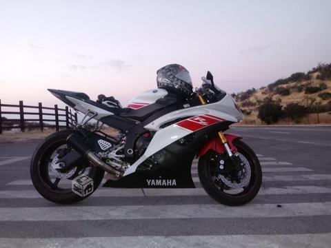 Yamaha r6r