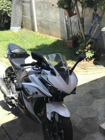 Yamaha r3