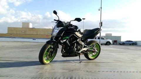 Kawasaki er6n negra 2012