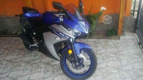 Yamaha R3