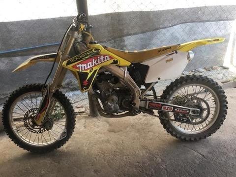 Suzuki rmz450