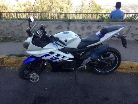 Yamaha yzf r15