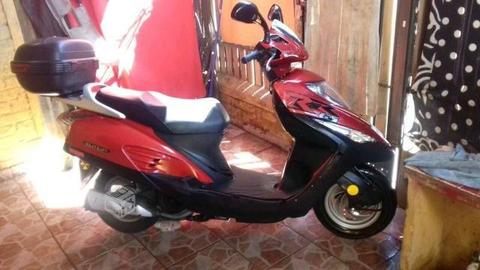 Honda ELite 2011