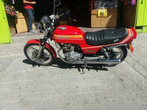 Moto honda CB 250N