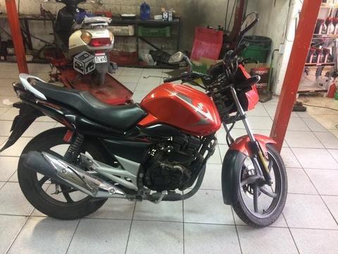 Suzuki gs 150