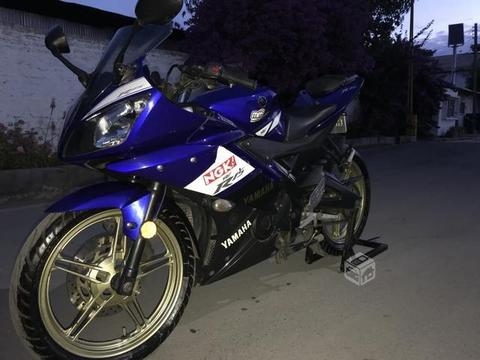 Yamaha r15