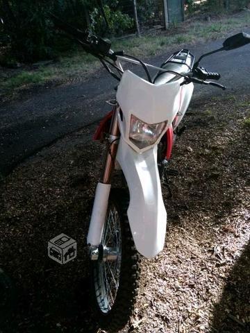 Motorrad mx250