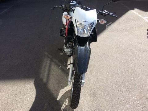 Honda XR150L, año 2018 solo 473 Kms. Nueva nueva