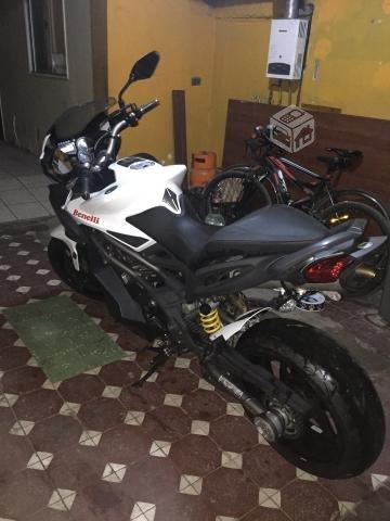 Moto Benelli 1130