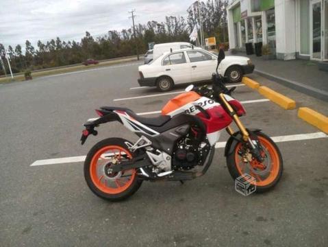 Honda cb 190r Repsol