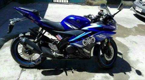 Yamaha R15