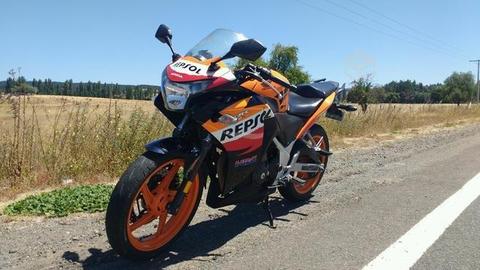 Honda CBR 250 Repsol