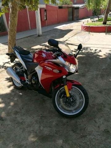 Moto Honda Cbr 250r