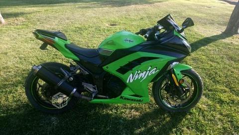 Kawasaki ninja 300