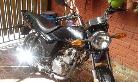 Moto Suzuki Gd 115