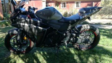 Yamaha R3 320cc