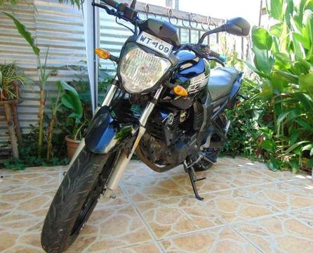 Moto yamaha año 2012