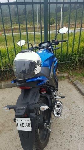 moto suzuki GSX 150 año 2016