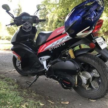 Moto scooter marca motomel 150 cc