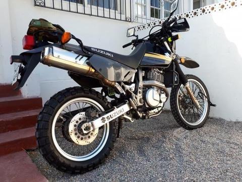 Suzuki Dr 650 como nueva 2017