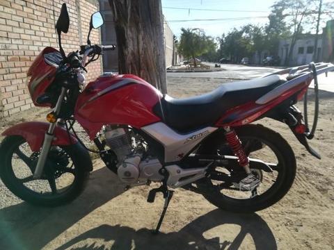 Moto Honda Strom 125cc