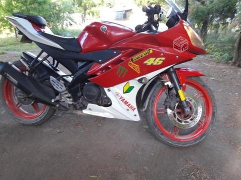 Yamaha r15