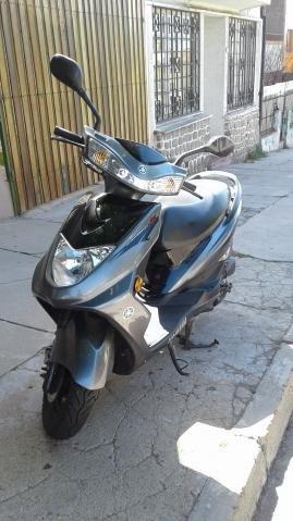 moto scooter Yamaha