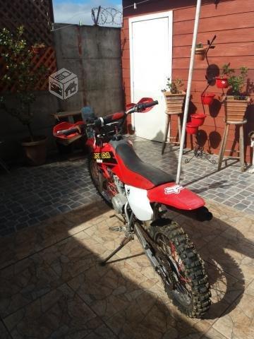Moto XR 100R