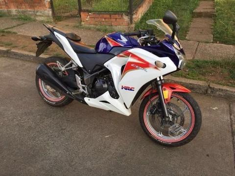 Honda cbr 250r