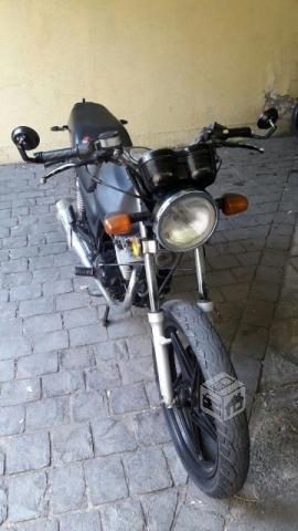 Moto Suzuki Gn125