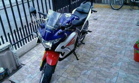 Honda cbr 250r