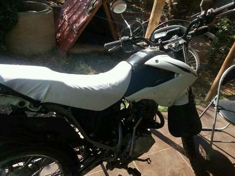 Honda xr 125 problema viela