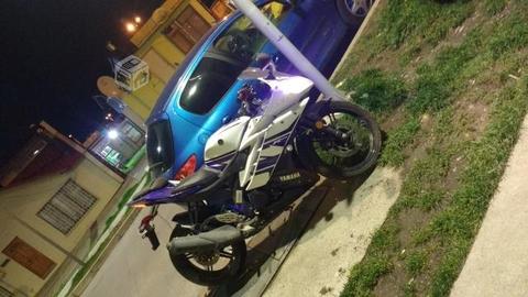 Yamaha r15