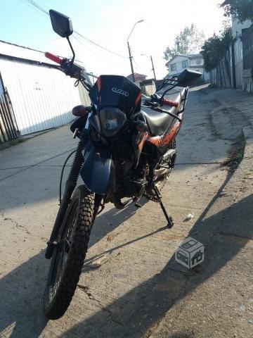 Um dsr 200cc 2015
