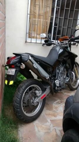 PERMUTO YAMAHA XT660R,año 2010