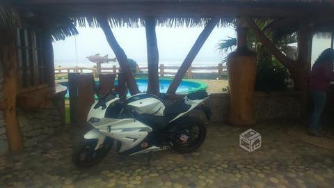 moto deportiva 250cc