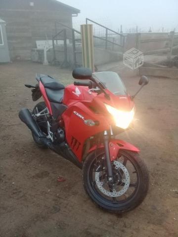 Honda CBR 250R