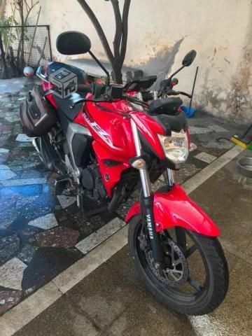 Fz 2.0 roja