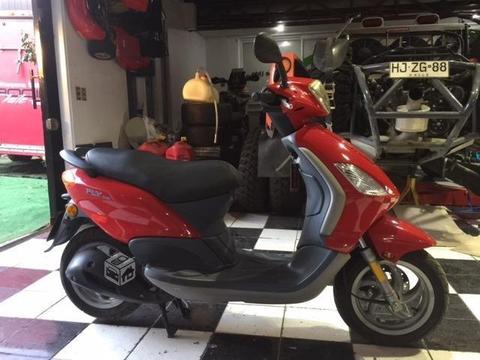 Scooter Piaggio Fly 150