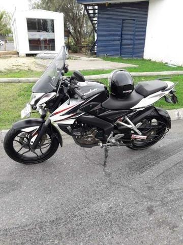 Moto Pulsar NS200