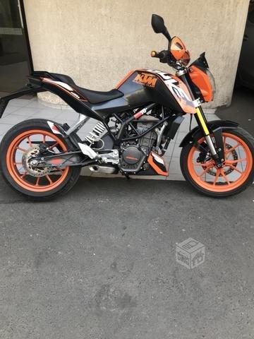 Ktm duke 200