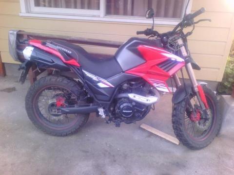 Moto tekken 250