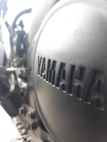 Yamaha r15