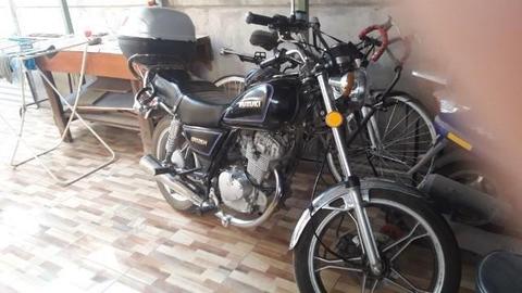 Moto suzuki 125